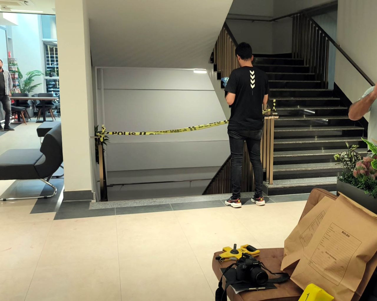 Hastanede dehşet! Eser Karaca uzaklaştırma kararı verilen eşi tarafından işyerinde katledildi - Sayfa 7