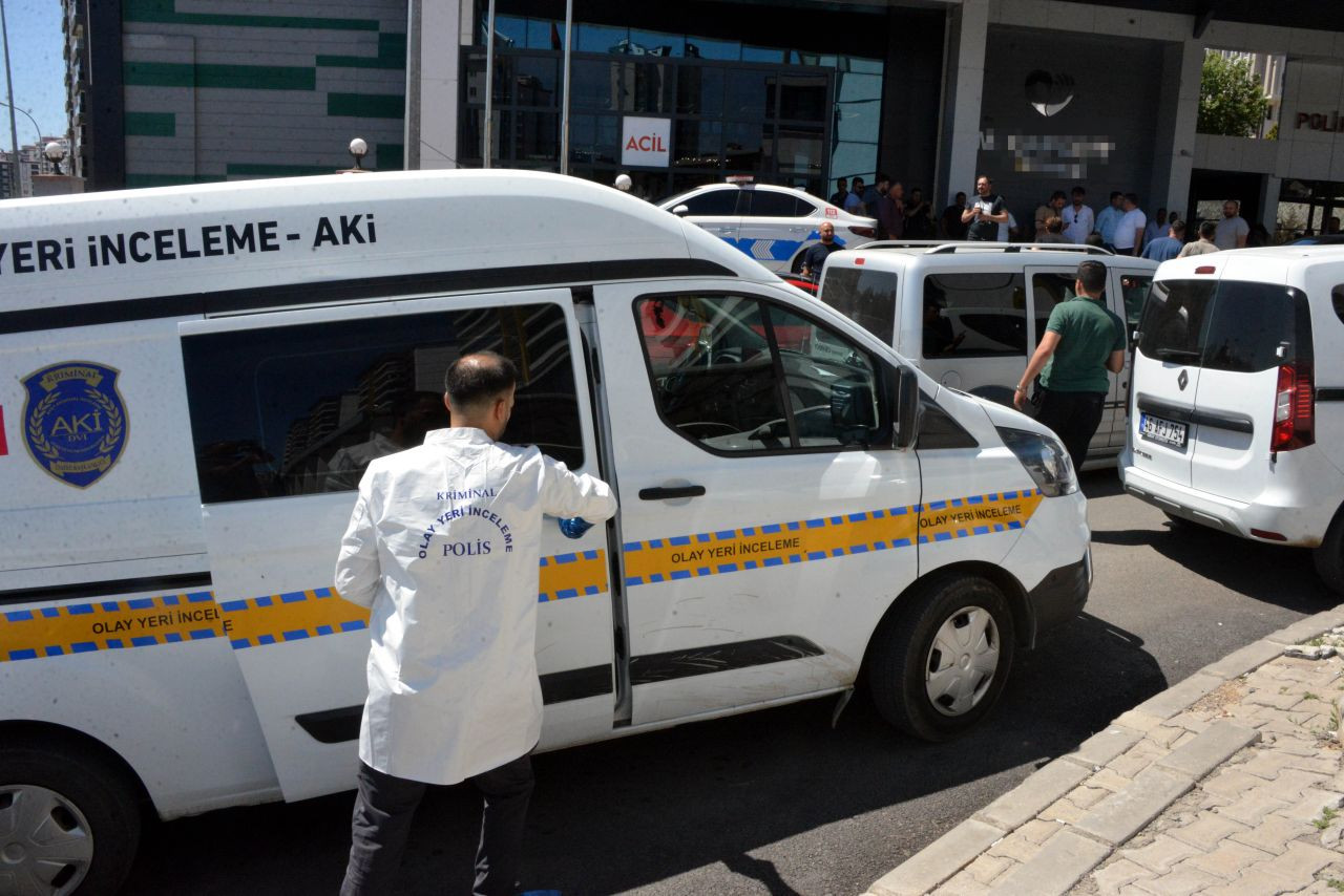Hastanede dehşet! Eser Karaca uzaklaştırma kararı verilen eşi tarafından işyerinde katledildi - Sayfa 8