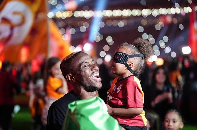 Galatasaraylıları kahreden haber Fransa'dan geldi: Transferi duyurdular! - Sayfa 1