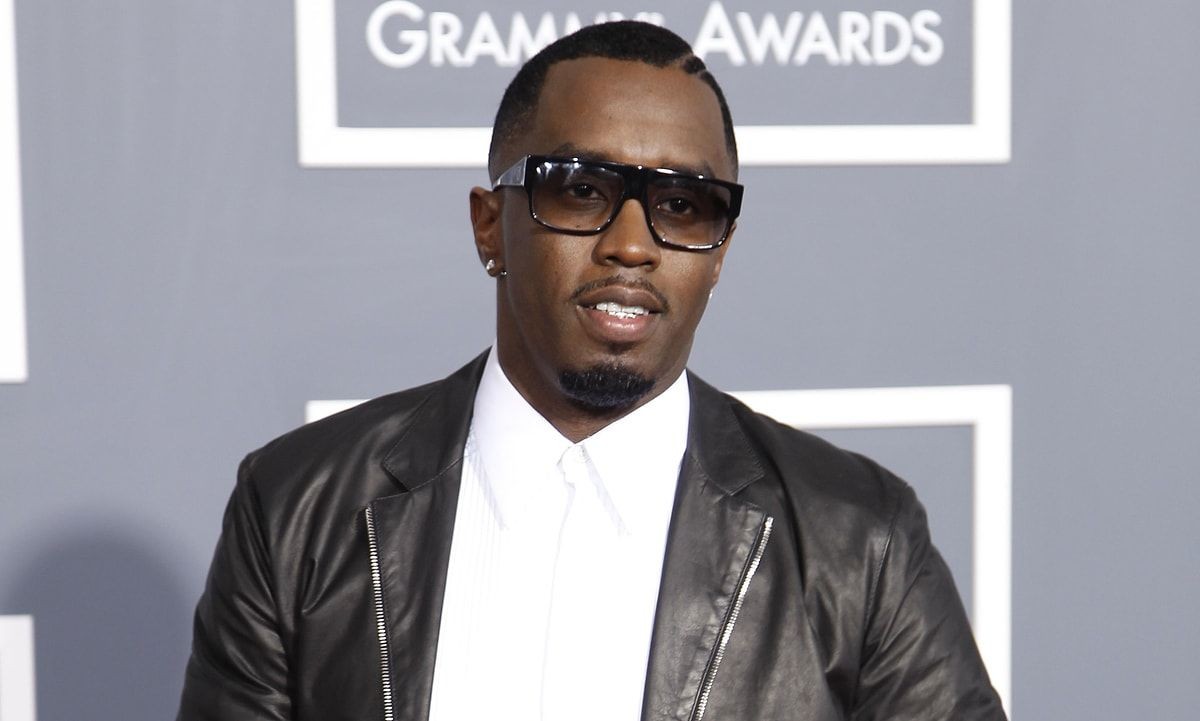 Arama operasyonunda zırhlı araçla evinin kapısı kırıldı! Diddy’nin 40 milyon dolarlık malikanesinde ele geçirilenler şoke etti: Silahlar, uyuşturucular, seks oyuncakları ve Freak Off partilerinin izleri - Sayfa 2