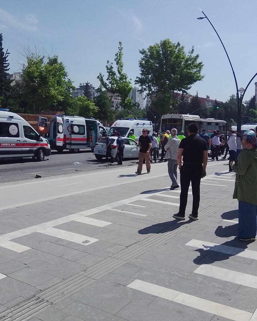 Ölüm Esra'yı halk otobüsünde buldu! Kahramanmaraş'taki feci kazada 1 ölü, 8 yaralı - Sayfa 2