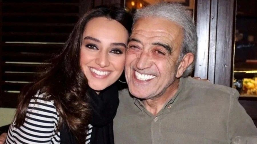 Babası Edip Akbayram'ın vefatının ardından sahnelere ara veren Türkü Akbayram'dan sürpriz karar! - Sayfa 4