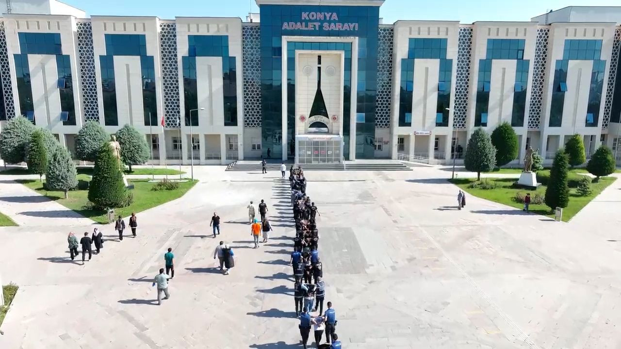 Konya'da 10 masaj salonuna 'Şah-Mat' operasyonu; 74 kadın kurtarıldı, 28 şüpheli gözaltında - Sayfa 1