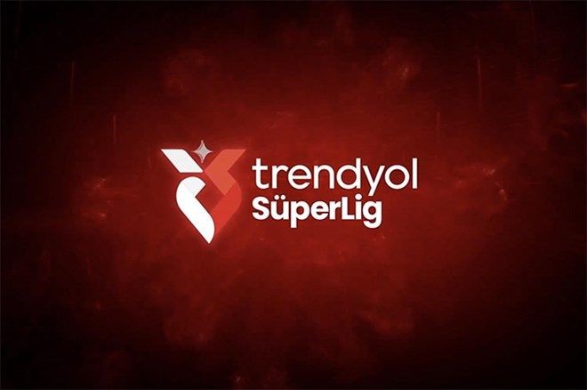Sergen Yalçın bombayı patlattı: Süper Lig'de sezonun 11'ini açıkladı! - Sayfa 1