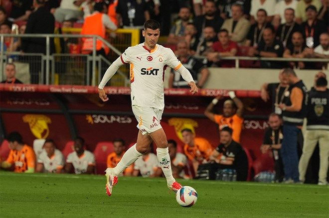 Nihat Kahveci'den Galatasaray'ın yeni transfer adayı için flaş sözler: Stat yıkılır! - Sayfa 4