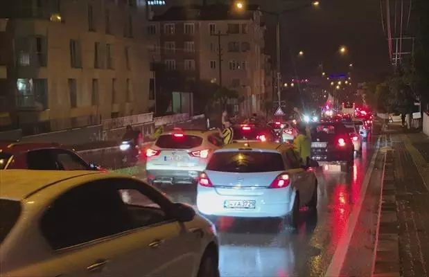 Fenerbahçe'nin şampiyonluğu sonrası binler sokağa döküldü! - Sayfa 18