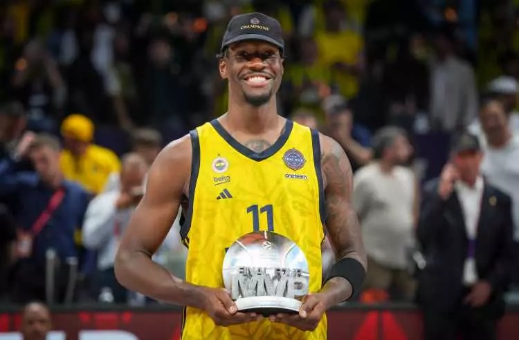 Fenerbahçe'nin şampiyonluğu sonrası binler sokağa döküldü! - Sayfa 4