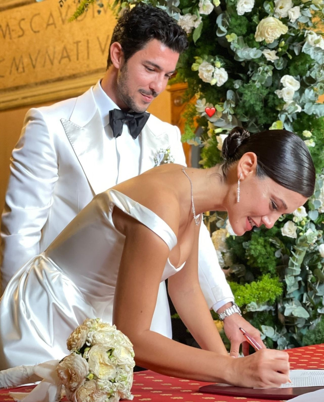 Pınar Deniz'den evlendikten aylar sonra soyadı hamlesi - Sayfa 10