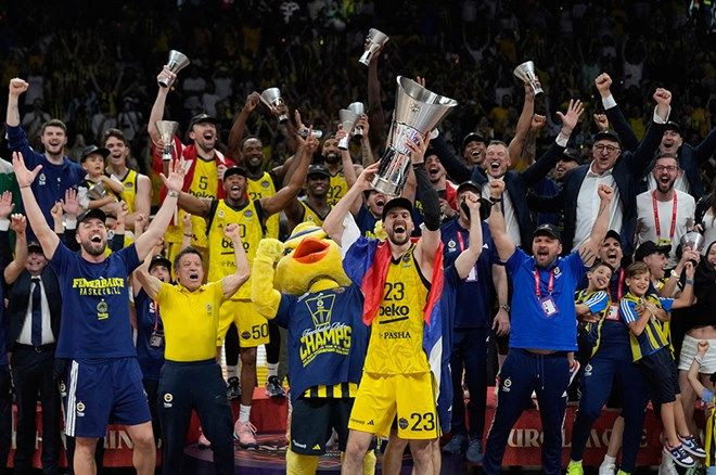 Fenerbahçe Beko yeni logosunu resmen duyurdu: Sosyal medyadan paylaşıldı! - Sayfa 2