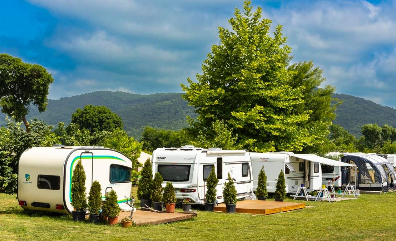 Bayramda otel fiyatları cep yakıyor! Vatandaşlar kampa yöneldi, rezervasyonlar %100 doldu - Sayfa 5