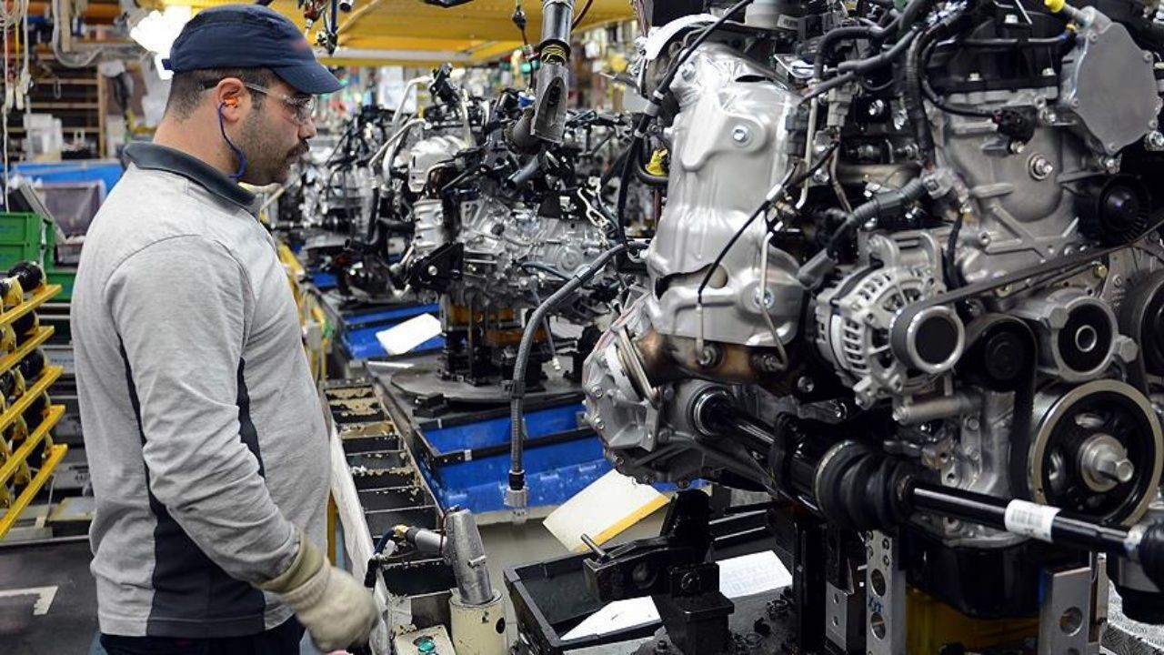 Türkiye'nin en büyük sanayi şirketleri açıklandı! TÜPRAŞ zirvedeki yerini korudu, Ford otomotiv yükselişte - Sayfa 4