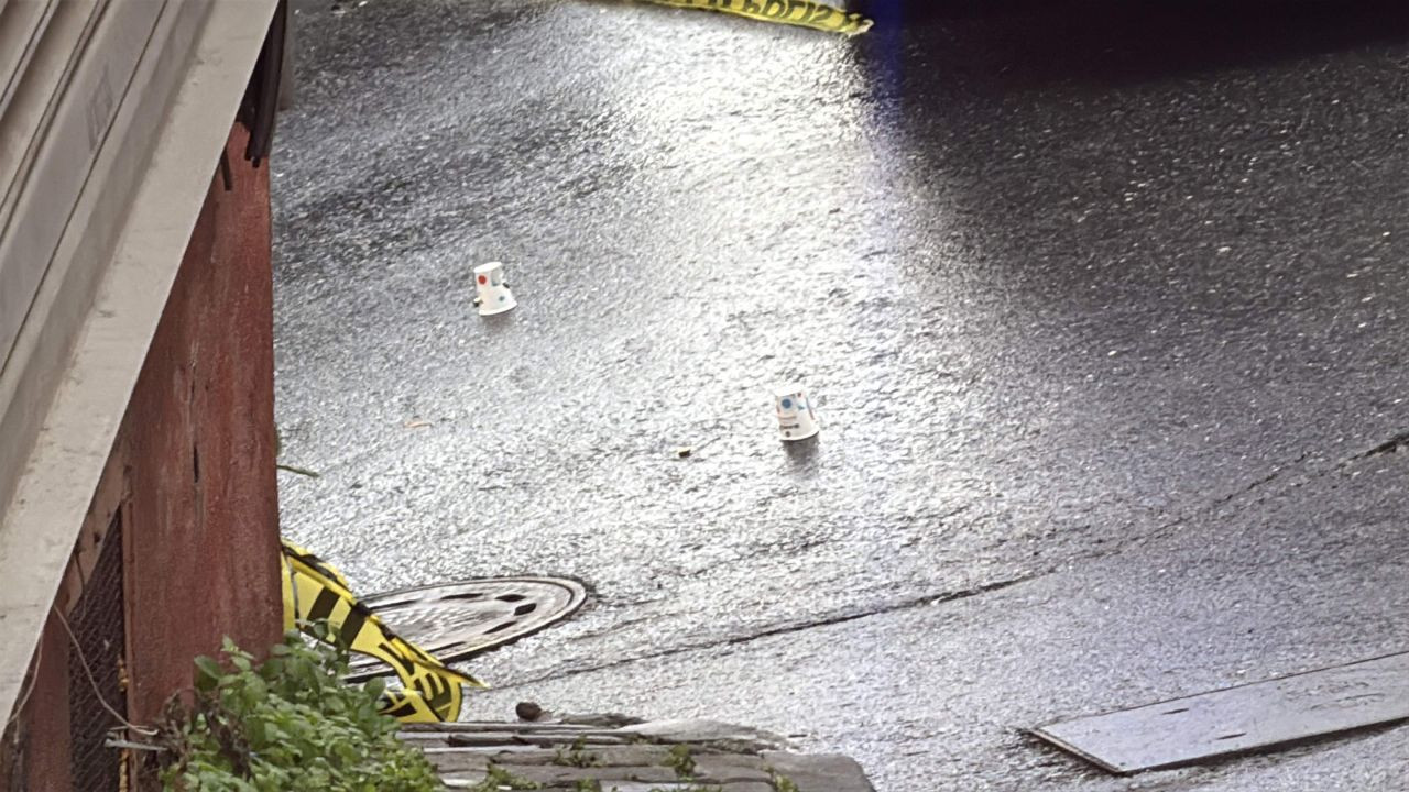 Kağıthane’de otomobile silahlı saldırı! İsmet Göksal'ı geçtiği sokakta bekleyip çapraz ateşle infaz ettiler - Sayfa 13