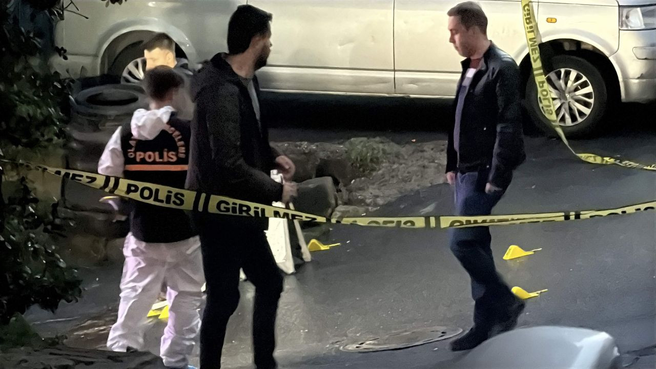 Kağıthane’de otomobile silahlı saldırı! İsmet Göksal'ı geçtiği sokakta bekleyip çapraz ateşle infaz ettiler - Sayfa 9