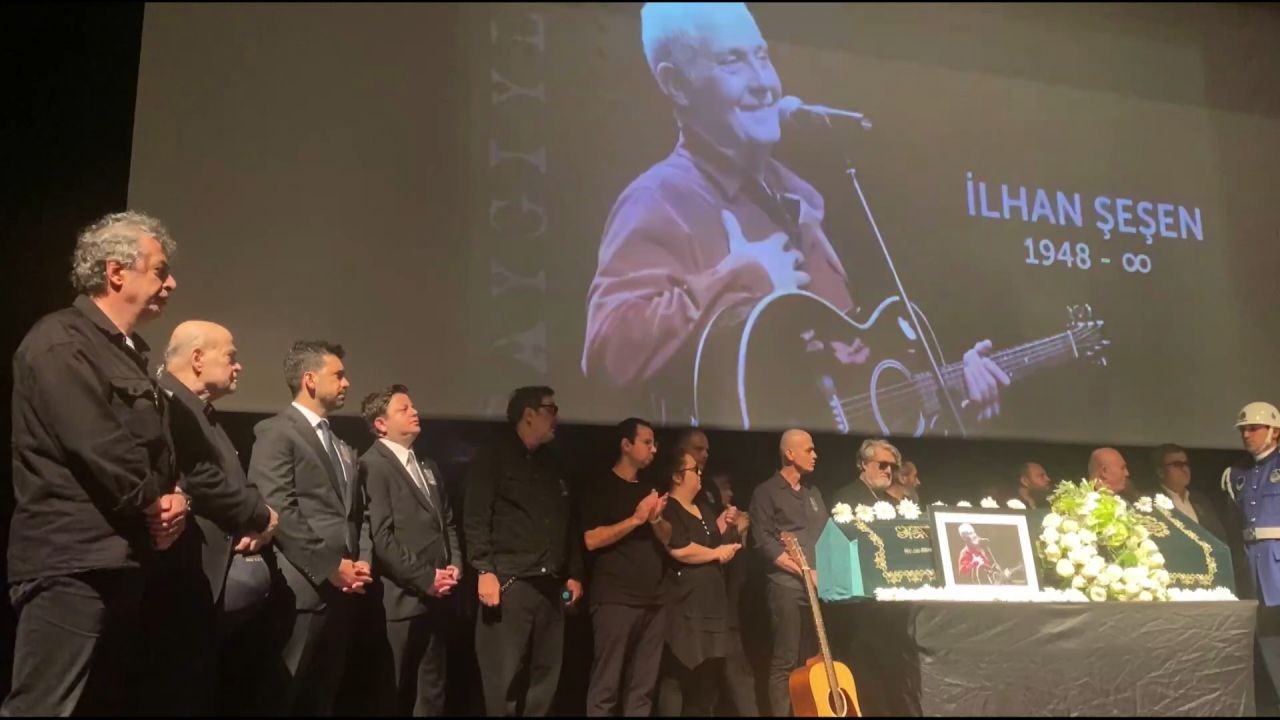 İlhan Şeşen'e veda... Cenaze asansörde kaldı! Sunay Akın'dan duygusal sözler: İlhan Abi gitmek istemedi! - Sayfa 4