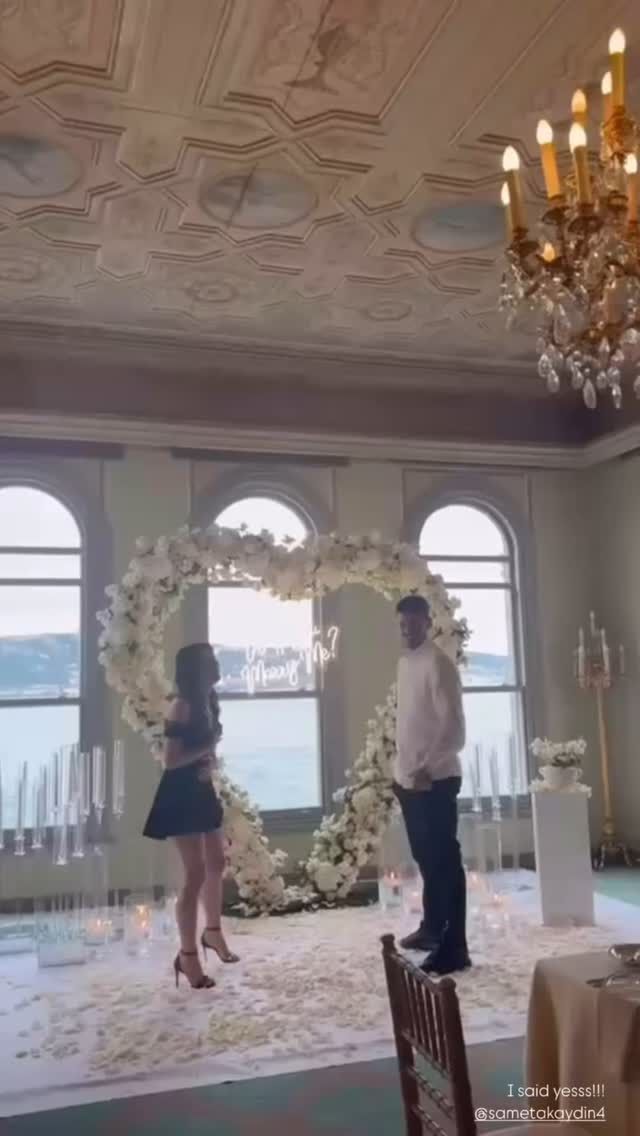 Milli futbolcu Samet Akaydın ile Hazal Çağlar evleniyor! Sürpriz evlenme teklifi sosyal medyayı çalkaladı - Sayfa 5