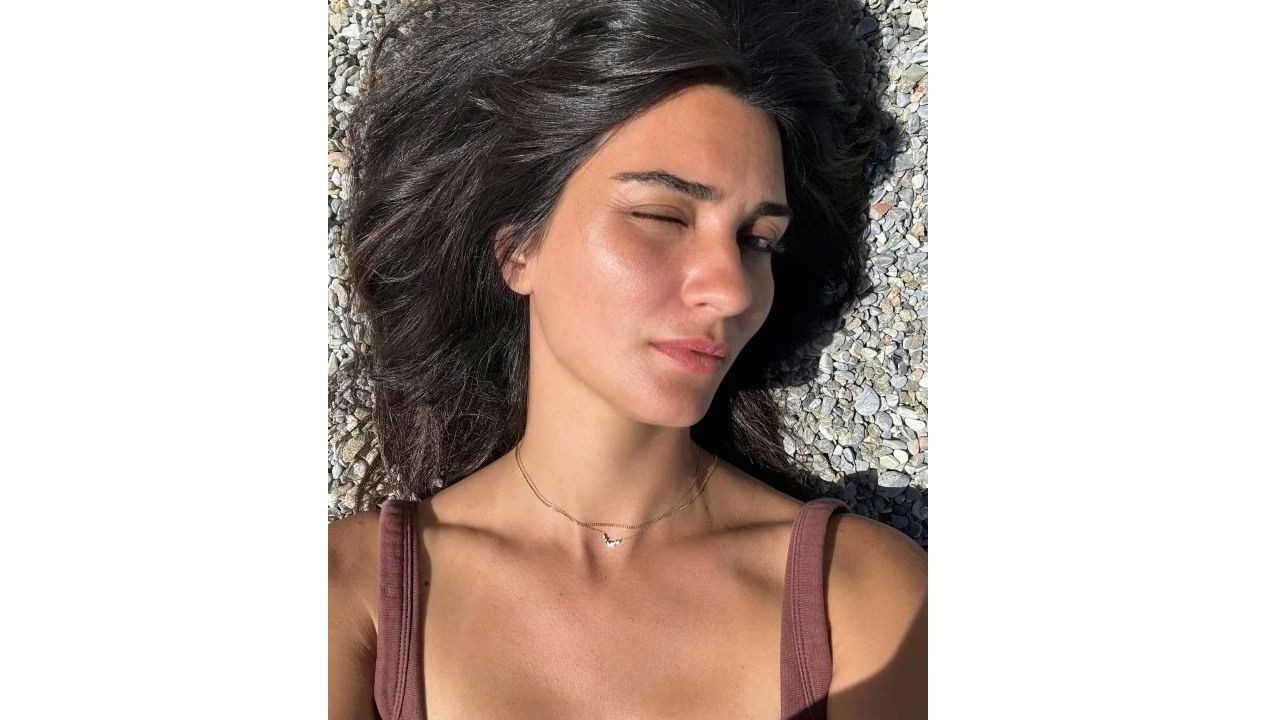 Tuba Büyüküstün, ikizleriyle Bodrum'da tatilde! Duygusal paylaşımı dikkat çekti - Sayfa 1
