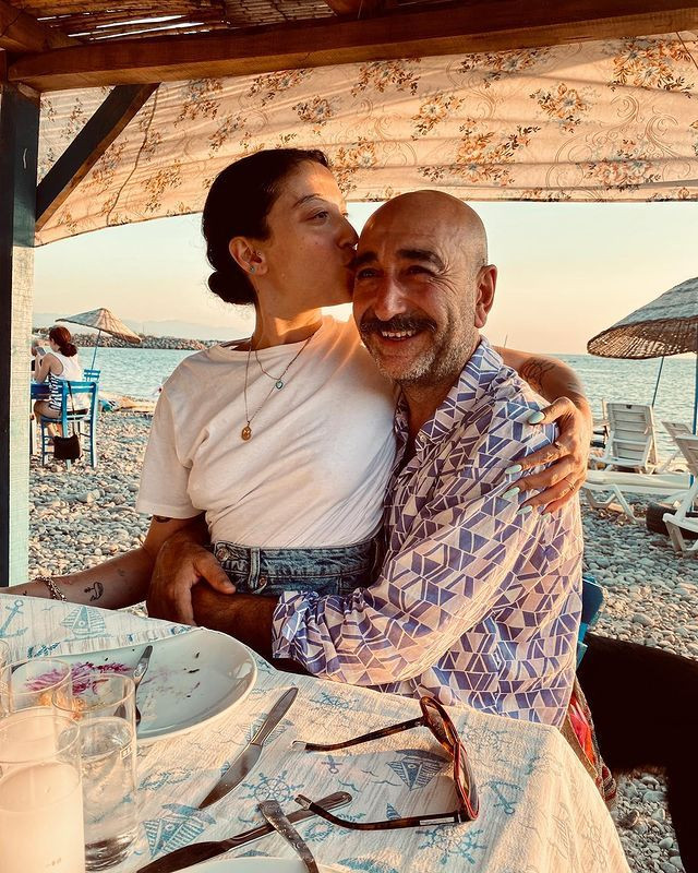 Melike Şahin, makyajsız ve filtresiz pozlarıyla sosyal medyayı salladı: Takipçilerinden övgü yağmuru - Sayfa 3