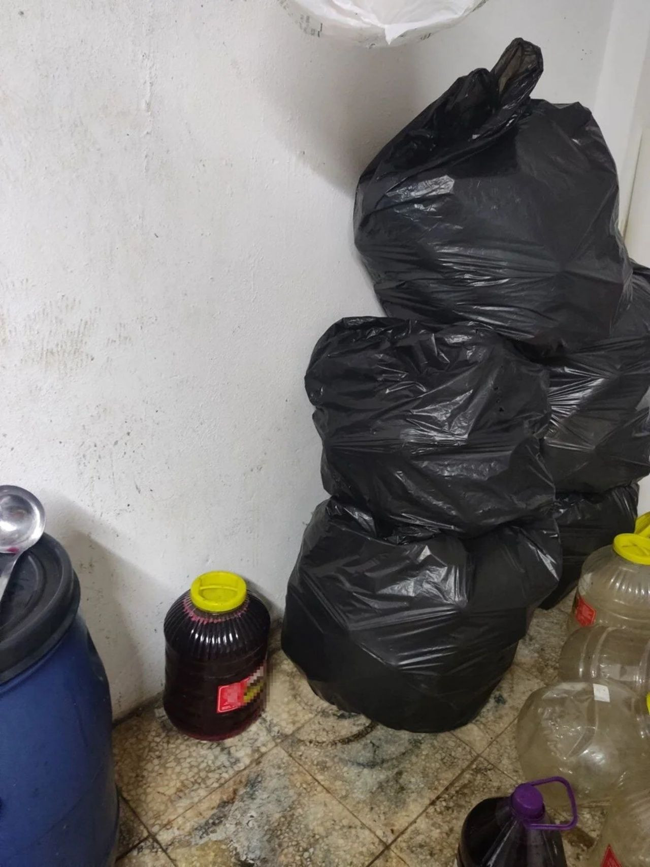 Mide bulandıran görüntüler! Alanya’da sağlıksız şalgam imalathanesi kapatıldı - Sayfa 5