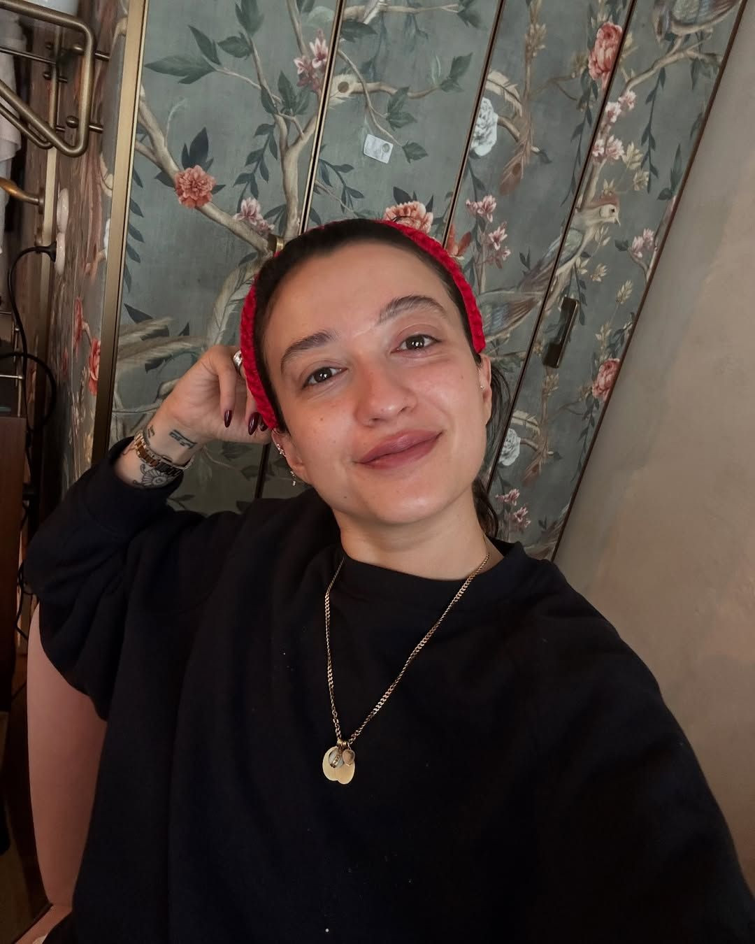 Melike Şahin, makyajsız ve filtresiz pozlarıyla sosyal medyayı salladı: Takipçilerinden övgü yağmuru - Sayfa 8