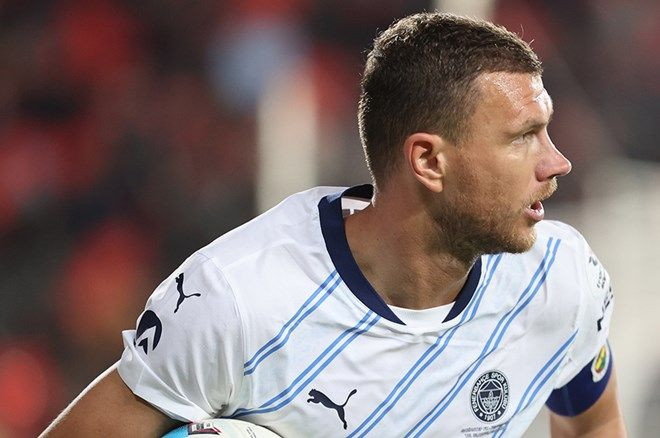 Fenerbahçe'de sezonun ilk ayrılığı resmen belli oldu! - Sayfa 4