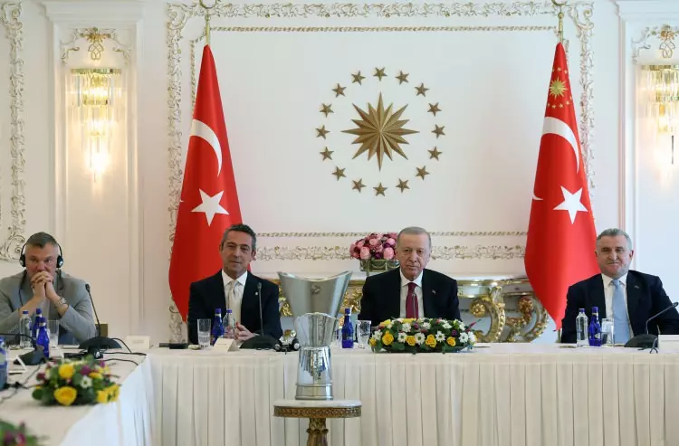 Cumhurbaşkanı Recep Tayyip Erdoğan, Euroleague şampiyonu Fenerbahçe'yi kabul etti - Sayfa 4