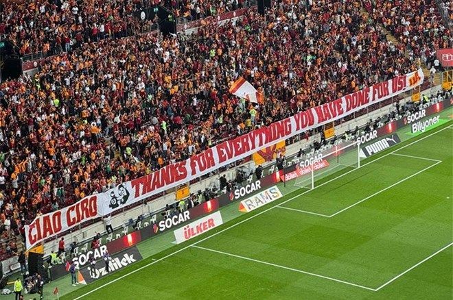 Galatasaray'dan dev koreografi: Jose Mourinho ve Fenerbahçe'ye olay gönderme! - Sayfa 4