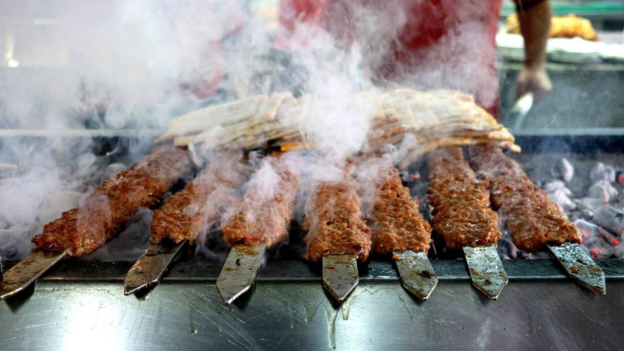 Kebabın başkenti Adana'da skandallar zinciri: Bu kez de 2.5 ton at eti ele geçirildi - Sayfa 5
