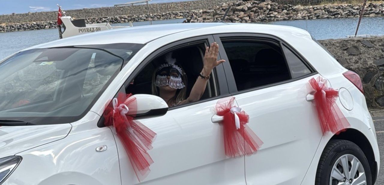 Tekirdağ'da kumarbaz eşinden boşanan kadın göbek atarak kutlama yaptı - Sayfa 2
