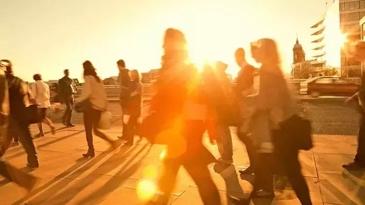 Bayramda sıcak hava dalgası uyarısı: 35 derecenin üzeri bekleniyor, İstanbul'da yaz kalıcı hale geliyor! - Sayfa 4