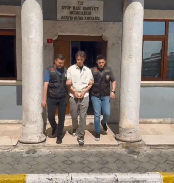 Eski sevgilisi Danla Bilic'i ölümle tehdit etti, Bakan Göktaş devreye girdi - Sayfa 3