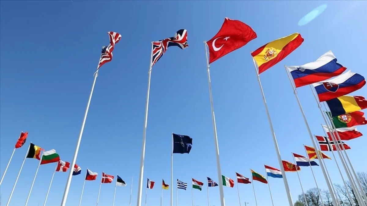 Yunan basınında Türkiye paniği: AB’ye savunma açılımı hızlandı, çember daralıyor! - Sayfa 3