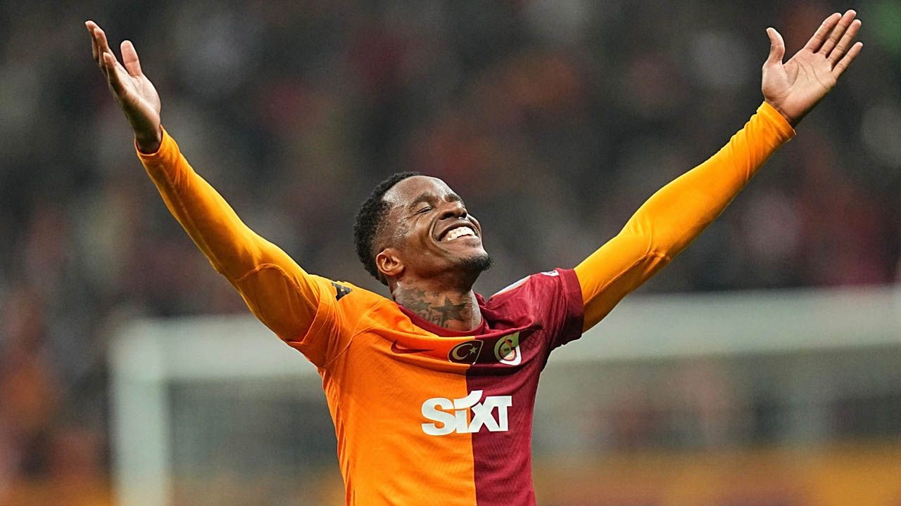 Son dakika Galatasaray'da gece yarısı bir yıldız daha ayrıldı! Wilfried Zaha dönemi resmen sona erdi: İşte Cimbom'un kazanacağı ücret - Sayfa 2