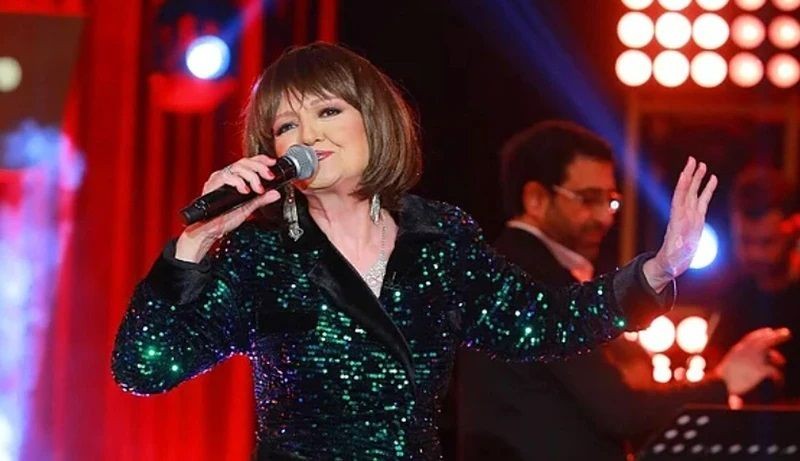 Gülden Karaböcek'ten yıllar sonra gelen şoke eden itiraf! Londra konserindeki kalabalığı görünce bomba ihbarı yapıldığını zannetmiş! - Sayfa 3