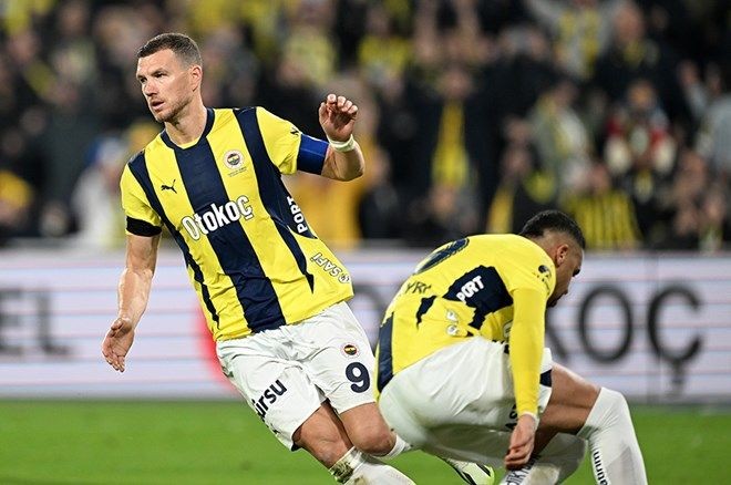 Edin Dzeko için flaş iddia: Real Madrid kancayı taktı! - Sayfa 3