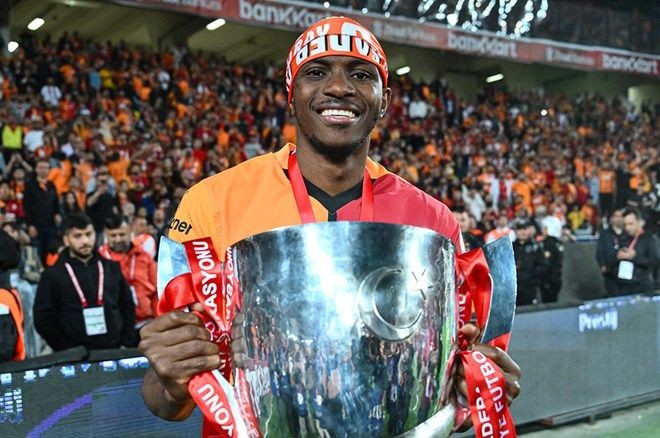Transferde flaş gelişme: Victor Osimhen ve Napoli, Al Hilal'e son kararını iletti! - Sayfa 1