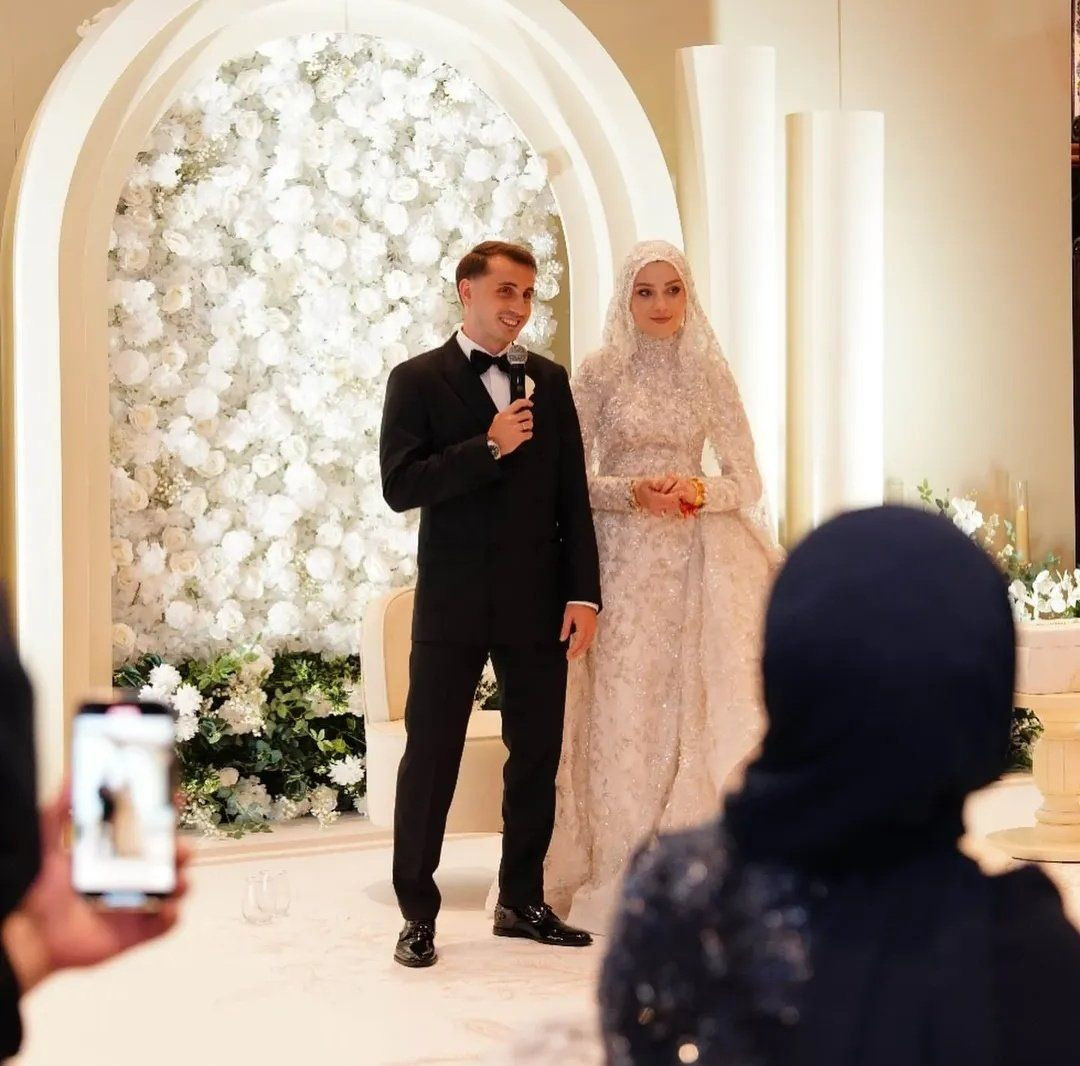 Milli futbolcu Kerem Aktürkoğlu'nun düğününden yeni fotoğraflar ortaya çıktı - Sayfa 4