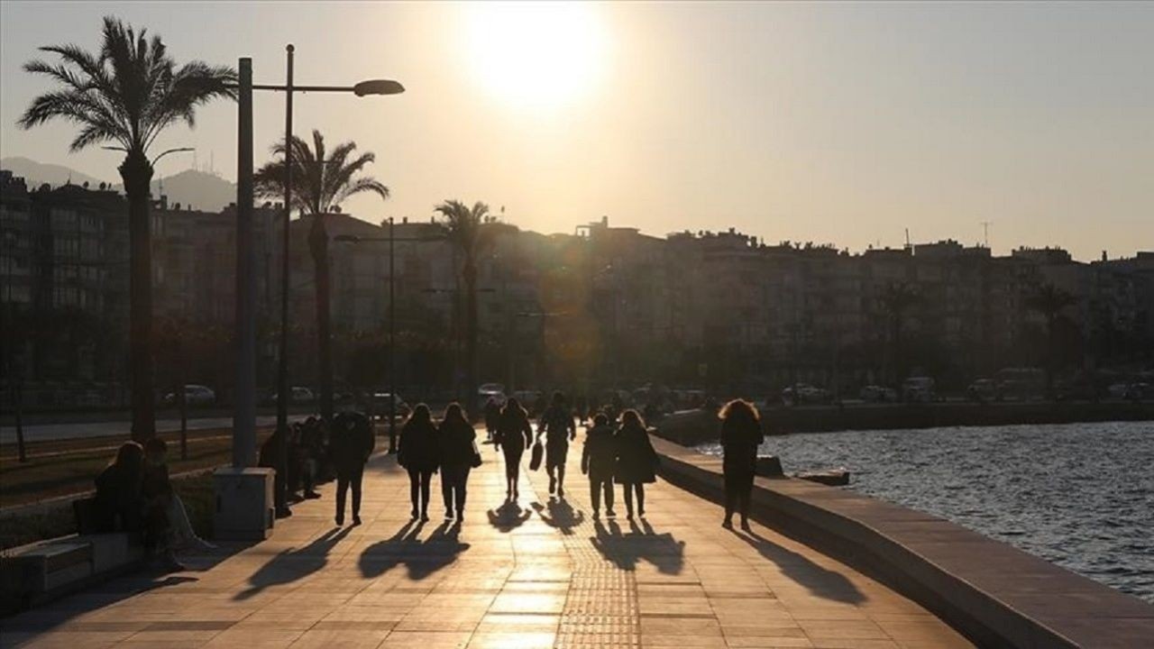 Türkiye'de bahar havası! Bayramın 3. günü hava günlük güneşlik - Sayfa 4