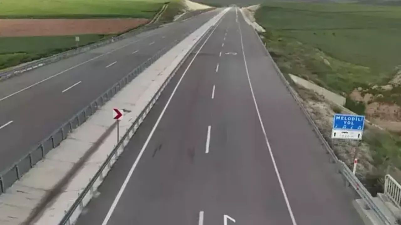 Türkiye'de bir ilk daha! Melodili yolda sırada Mehter Marşı Var! - Sayfa 4