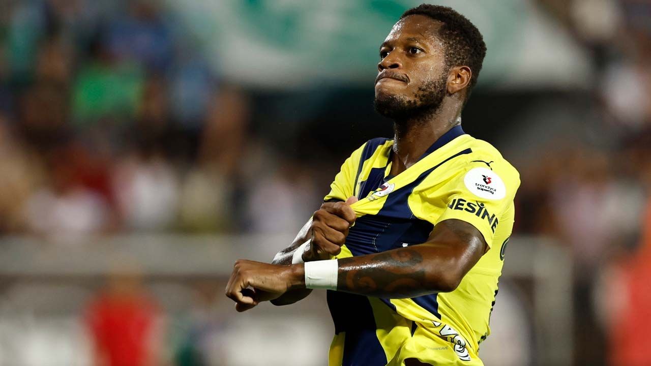 Eyvah Fred elden kaçıyor! Fenerbahçe'de taraftarı kahreden haber geldi - Sayfa 1