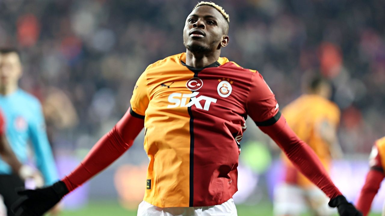 Victor Osimhen'in sözleşme detayları ortaya çıktı! Galatasaray bonservisinden pay ödeyecek - Sayfa 1