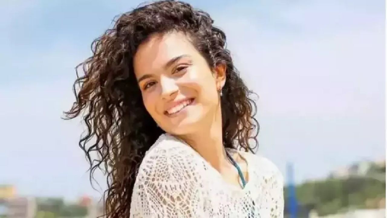 Aslı Bekiroğlu'ndan Ameliyat Sonrası "Vefasız" Arkadaşlarına Sert Tepki: "Darılmaca Gücenmece Olmasın!" - Sayfa 1