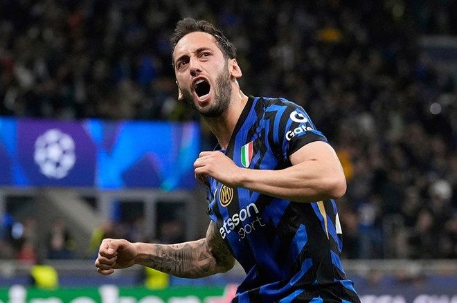 Dünyanın en iyi takımları açıklandı: Galatasaray ile Fenerbahçe arasında 1 puanlık fark - Sayfa 6