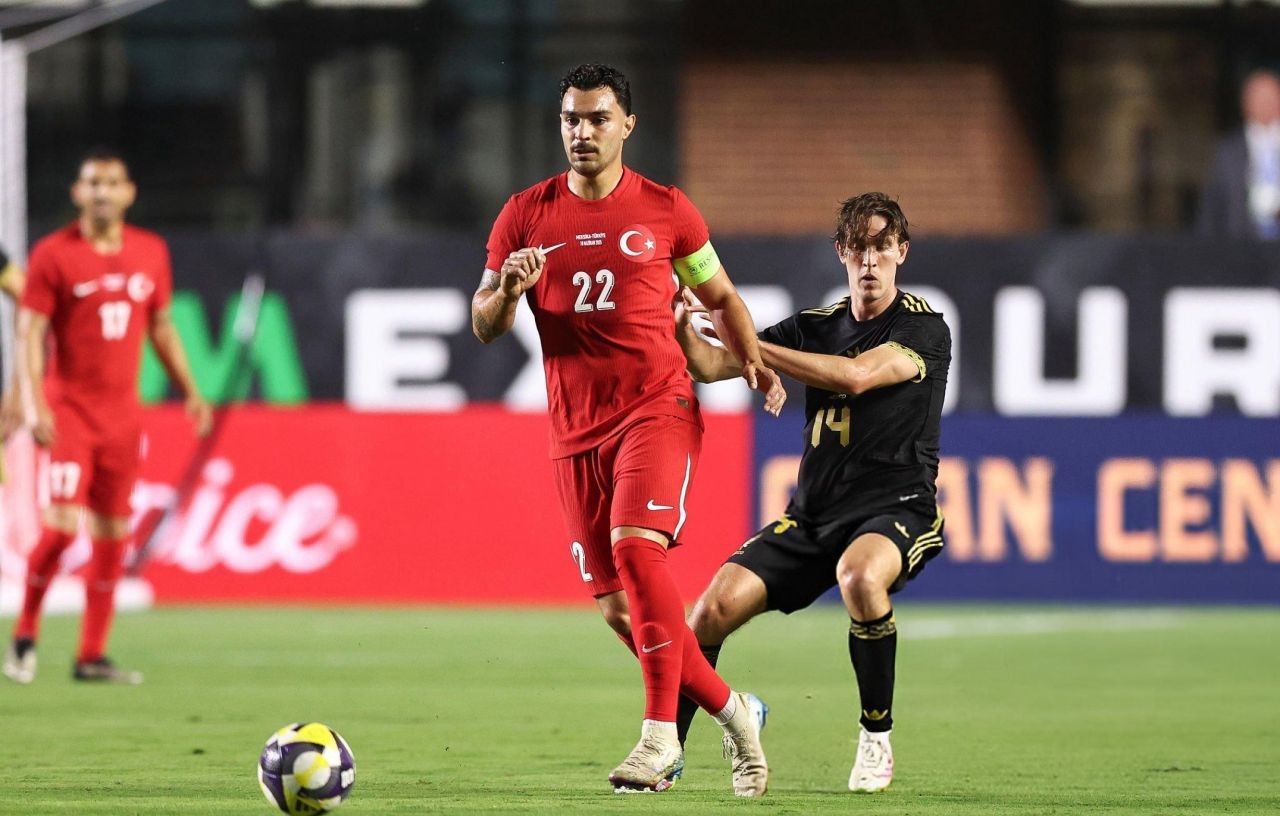 Bizim Çocuklar maçı kaybetti, yeni bir yıldız kazandı... Meksika - Türkiye (1-0 Maç Sonucu) - Sayfa 3