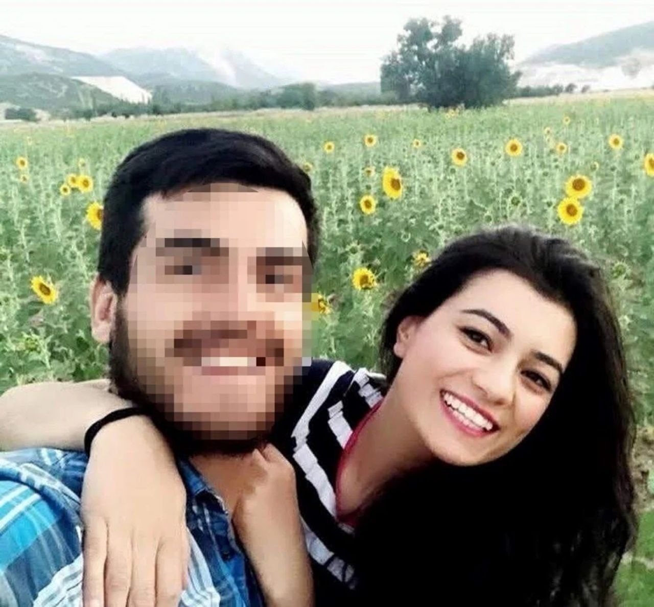 Katil zanlısının ellerinde bandaj dikkat çekti! Özge Bedir, 36 günlük bebeğinin yanında öldürüldü - Sayfa 1