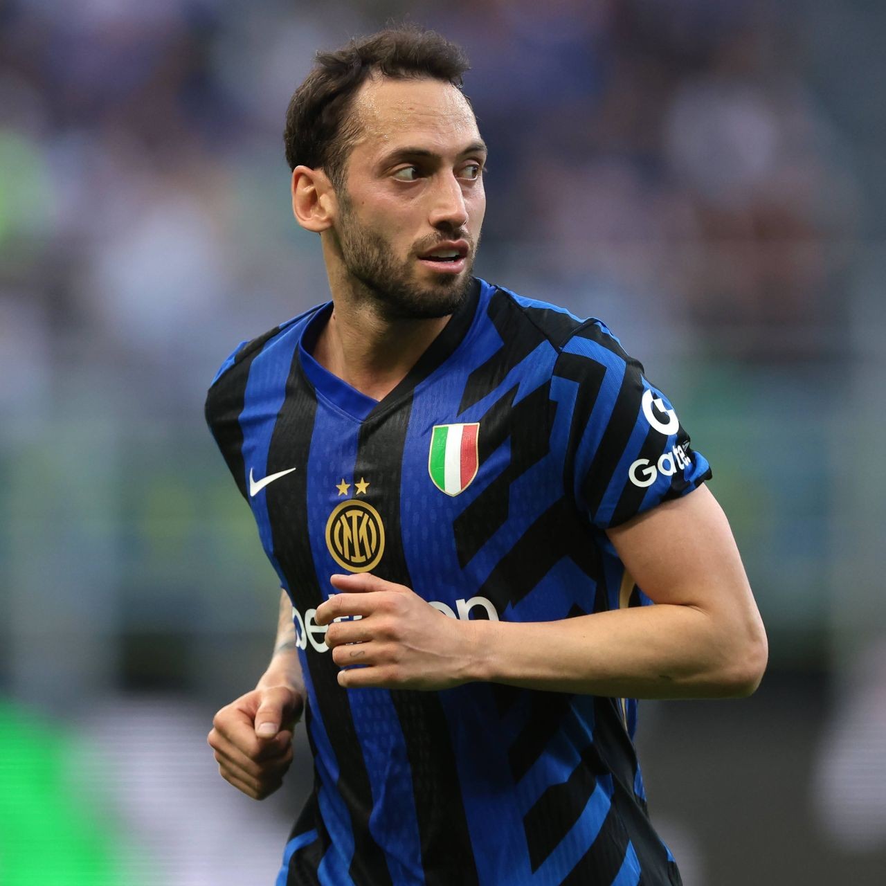 Son dakika Galatasaray'da Hakan Çalhanoğlu ile resmi görüşme gerçekleşti! 10 milyon euro maaş teklif edildi - Sayfa 3