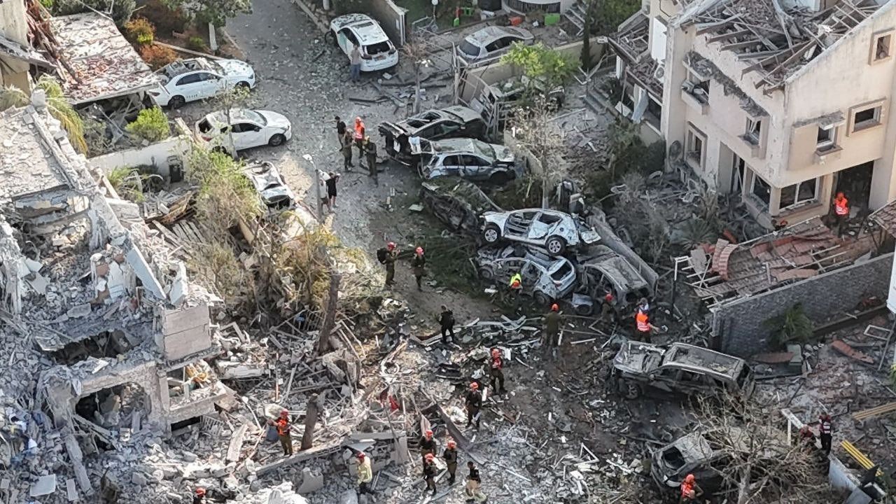 Tel-Aviv bu hale getirildi! Füze yağmuru şeklindeki İran misillemesinde bilanço ağır - Sayfa 3