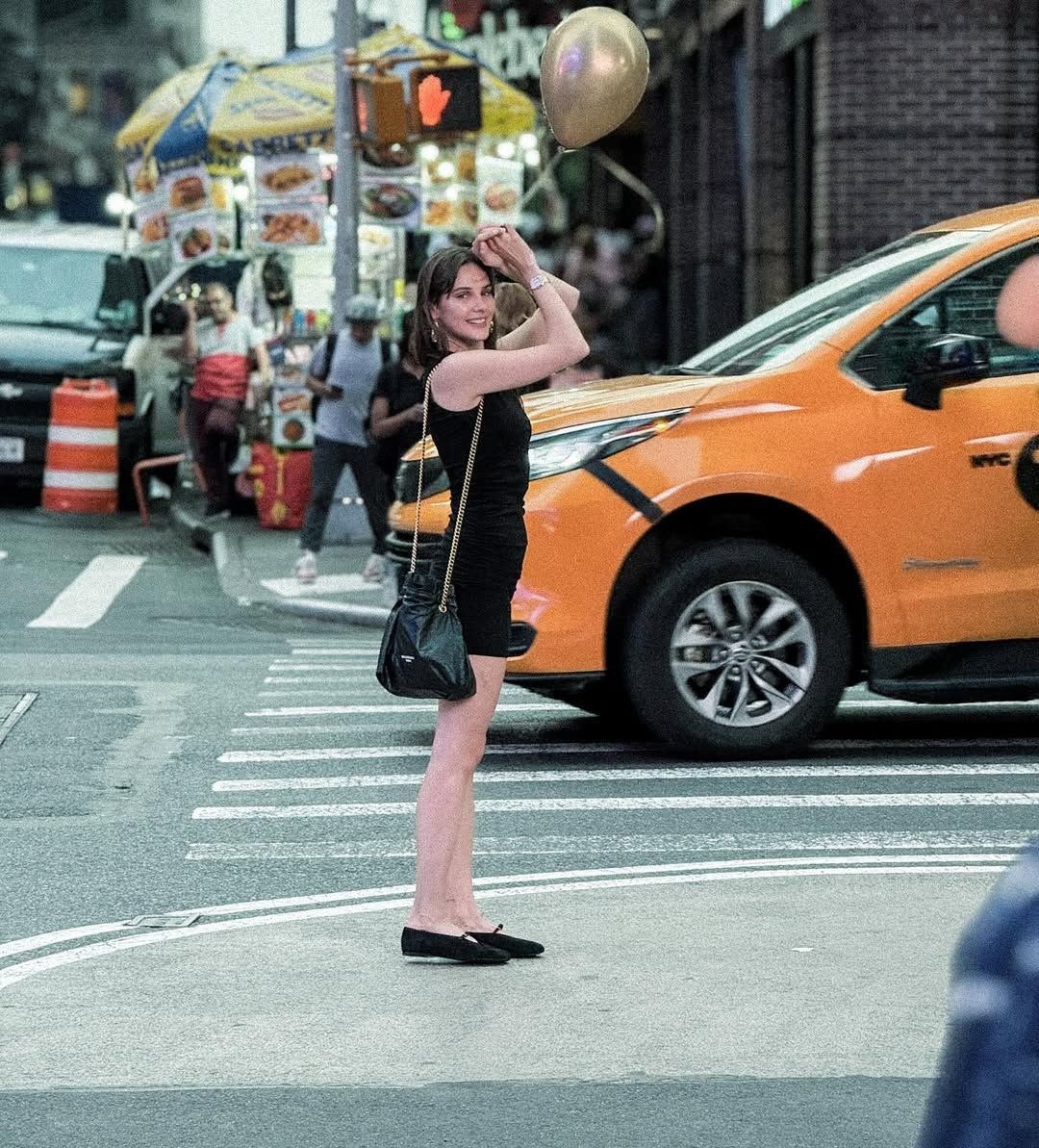 New York’ta aşk rüzgarı: Alina Boz ve Umut Evirgen’den romantik doğum günü kutlaması - Sayfa 4