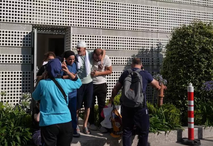 İzmir'de korku dolu anlar! Hastane yakınında büyük yangın: Tüm hastalar nakliye edildi - Sayfa 3