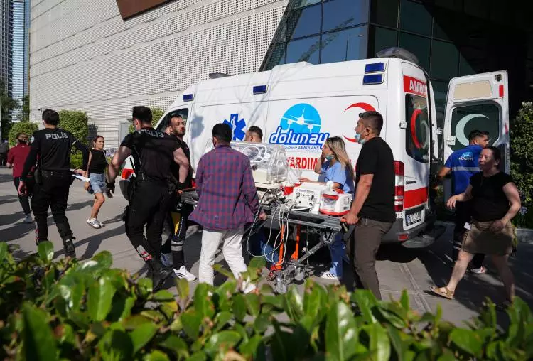 İzmir'de korku dolu anlar! Hastane yakınında büyük yangın: Tüm hastalar nakliye edildi - Sayfa 6