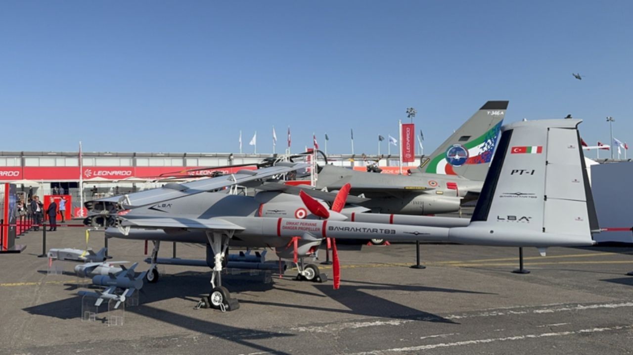 Baykar-Leonardo ortaklığı Paris AirShow’a damga vurdu! Selçuk Bayraktar ve Cingolani’den tarihi imza - Sayfa 2